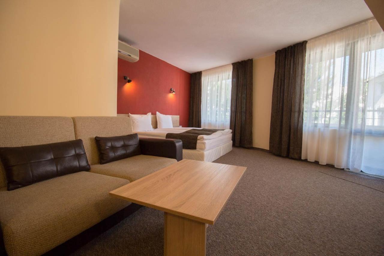 Evridika Hotel Девін Екстер'єр фото